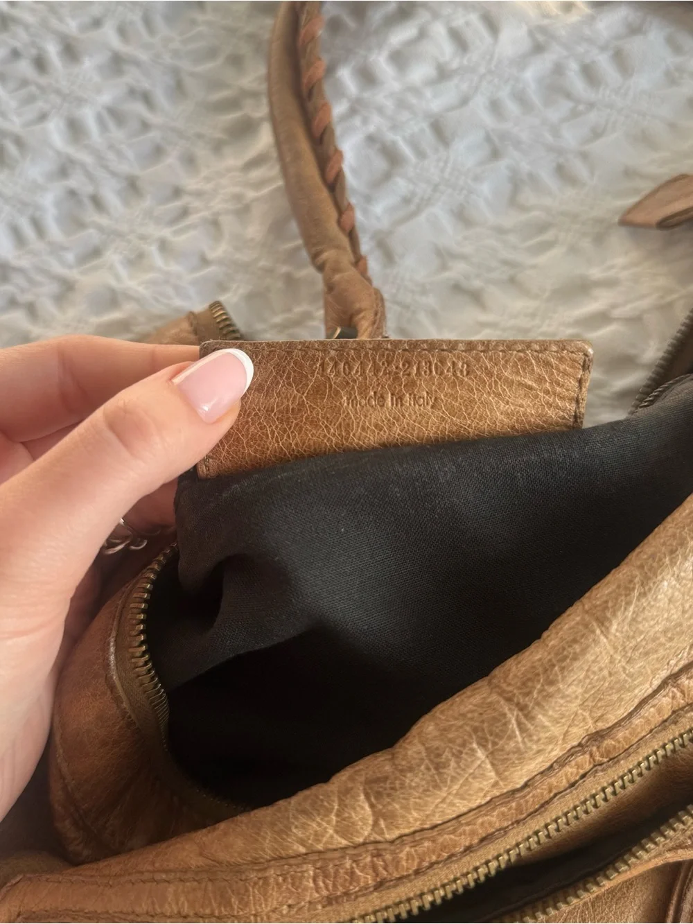 Classic Tan Leather Hobo Bag - Women